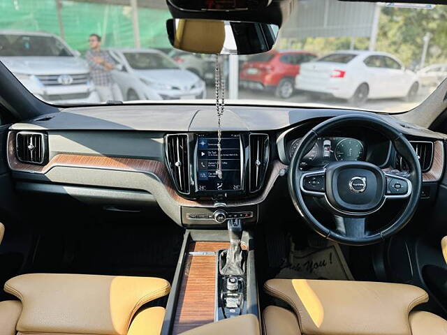 Used Volvo XC60 [2015-2017] Momentum in Hyderabad