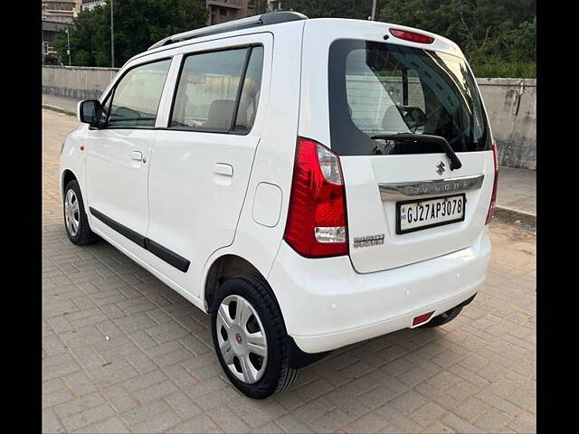 Used Maruti Suzuki Wagon R 1.0 [2014-2019] VXI AMT in Ahmedabad