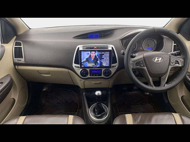 Used Hyundai i20 [2010-2012] Sportz 1.2 BS-IV in Ahmedabad