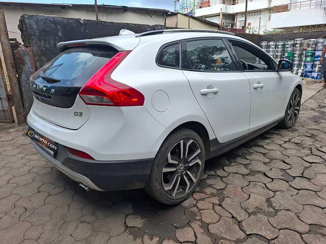 Used Volvo V40 Cross Country [2013-2016] D3 in Navi Mumbai