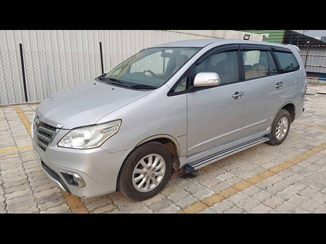 Used Toyota Innova [2013-2014] 2.5 VX 8 STR BS-III in Hyderabad