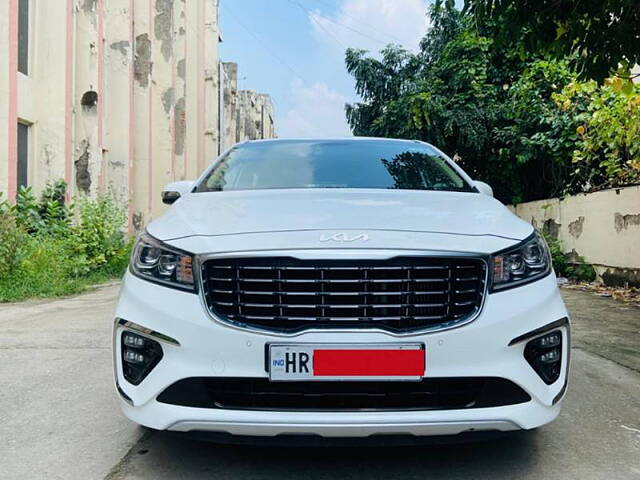 Used 2022 Kia Carnival in Delhi