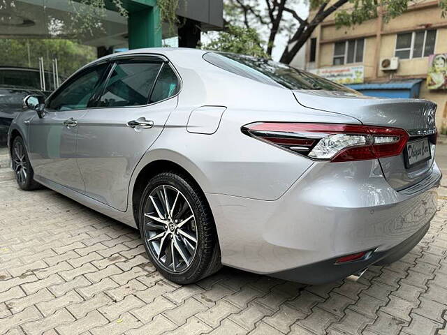 Used Toyota Camry Hybrid in Chennai