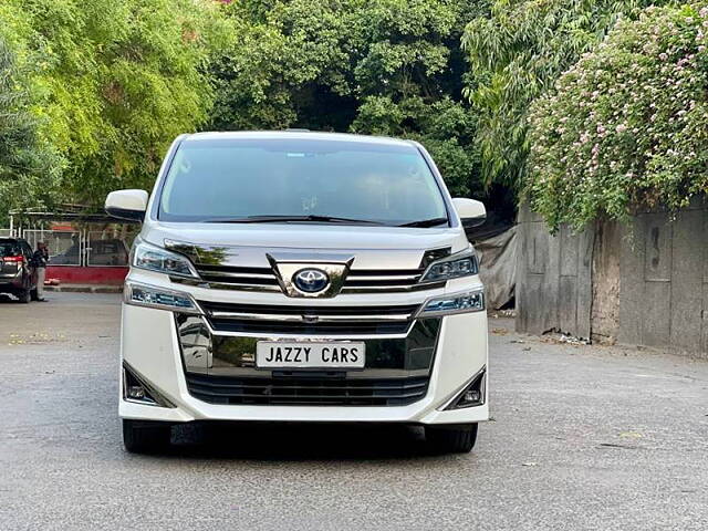 Used 2023 Toyota Vellfire in Delhi