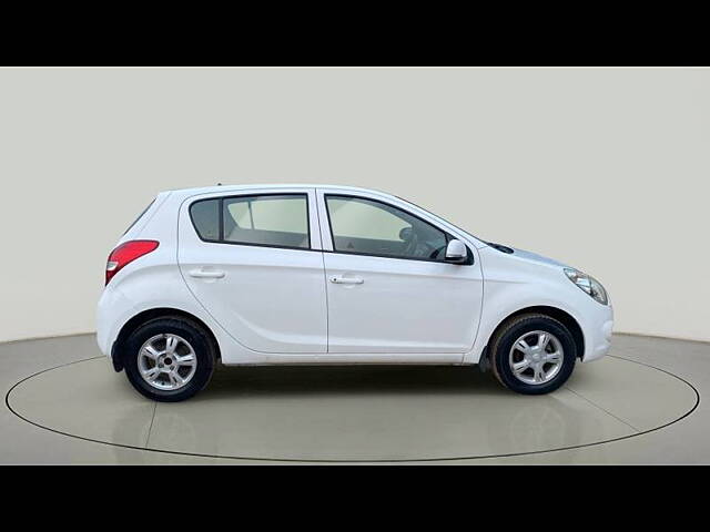 Used Hyundai i20 [2010-2012] Sportz 1.2 BS-IV in Ahmedabad