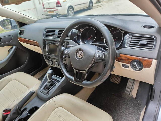 Used Volkswagen Jetta Highline TDI AT in Hyderabad