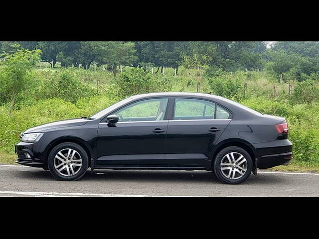 Used Volkswagen Jetta Highline TDI AT in Surat