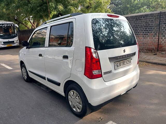 Used Maruti Suzuki Wagon R 1.0 [2014-2019] VXI in Ahmedabad