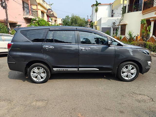 Used Toyota Innova Crysta [2016-2020] 2.4 ZX 7 STR [2016-2020] in Kolkata