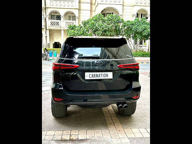 Used Toyota Fortuner 4X2 AT 2.8 Diesel in Delhi