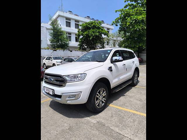 Used Ford Endeavour [2016-2019] Titanium 3.2 4x4 AT in Mumbai