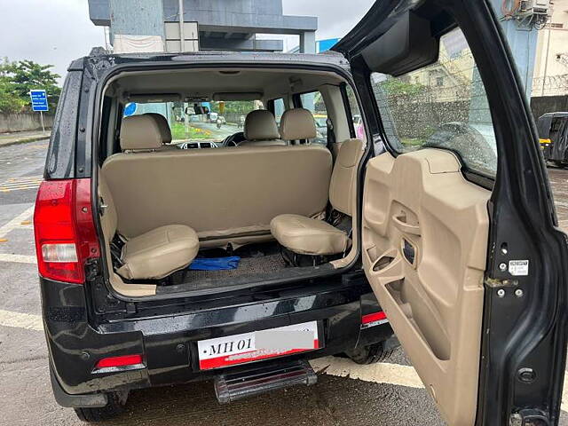 Used Mahindra TUV300 [2015-2019] T8 AMT in Mumbai