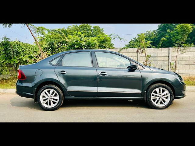 Used Skoda Rapid Style 1.6 MPI in Ahmedabad