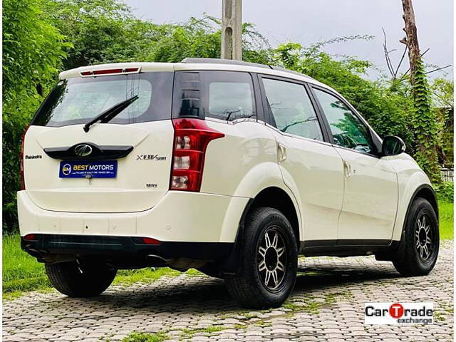 Used Mahindra XUV500 [2015-2018] W6 in Ahmedabad