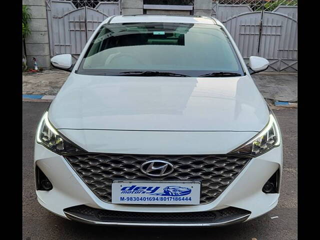 Used 2020 Hyundai Verna in Kolkata