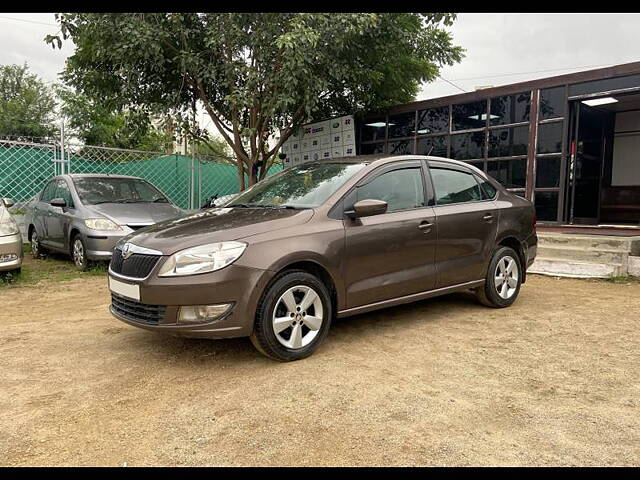 Used Skoda Rapid Ambition 1.5 TDI AT in Hyderabad