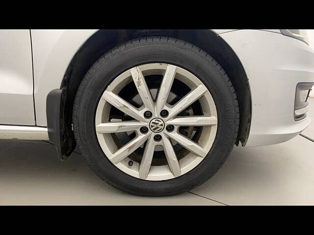 Used Volkswagen Vento [2015-2019] Highline Plus 1.2 (P) AT 16 Alloy in Chennai