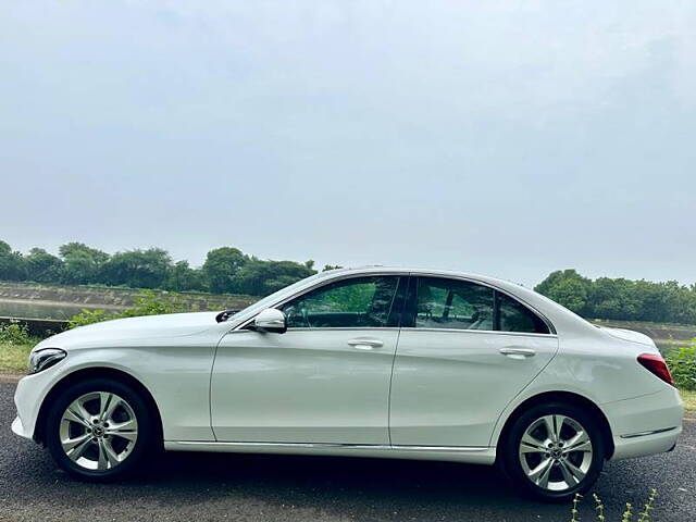 Used Mercedes-Benz C-Class [2014-2018] C 220 CDI Avantgarde in Ahmedabad