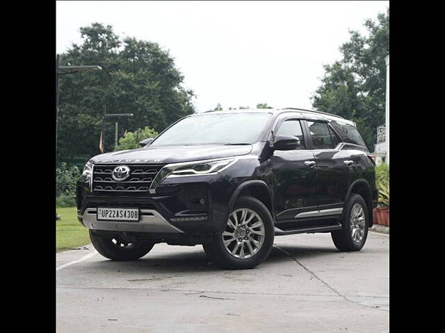 Used Toyota Fortuner 4X4 AT 2.8 Diesel in Delhi