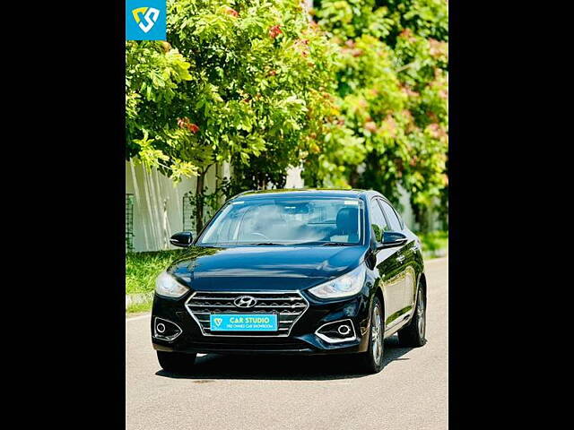 Used Hyundai Verna [2017-2020] SX (O) 1.6 CRDi  AT in Mohali