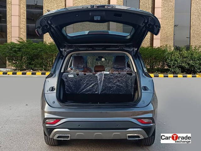 Used MG Hector Plus Sharp 2.0 Diesel Turbo MT 6-STR in Delhi