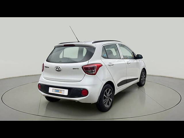 Used Hyundai Grand i10 Sportz (O) AT 1.2 Kappa VTVT [2017-2018] in Delhi