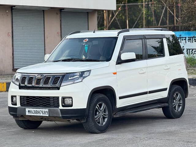 Used Mahindra TUV300 T10 in Nashik