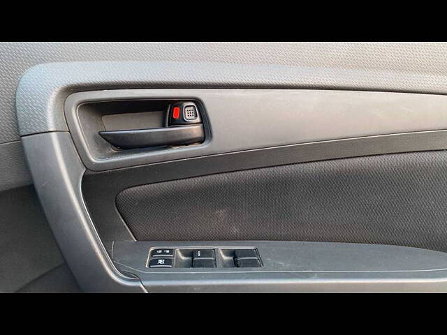 Used Maruti Suzuki Vitara Brezza [2016-2020] VDi in Ahmedabad