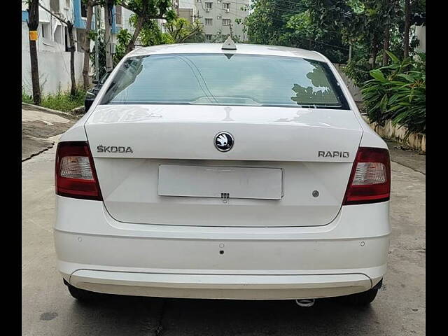 Used Skoda Rapid Ambition 1.5 TDI AT in Hyderabad