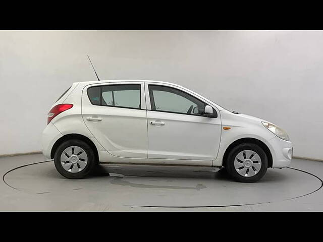 Used Hyundai i20 [2010-2012] Magna 1.2 in Ahmedabad