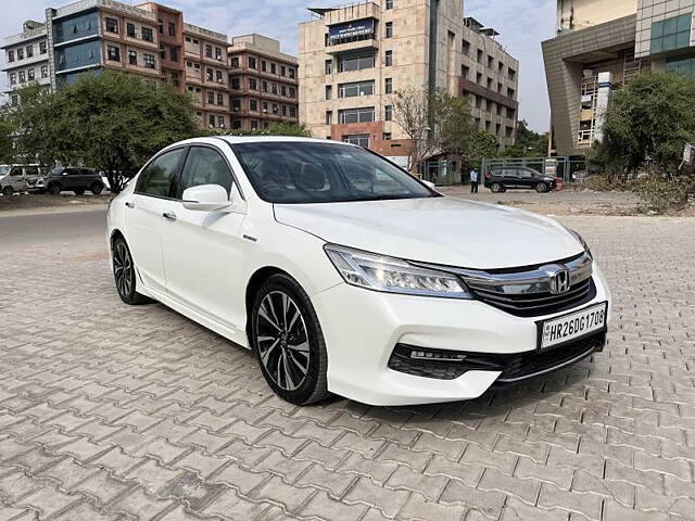 Used Honda Accord Hybrid in Delhi