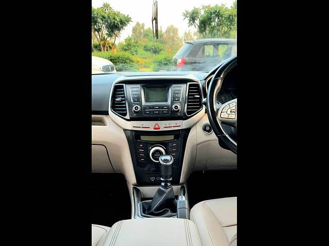 Used Mahindra XUV300 [2019-2024] W8 (O) 1.2 Petrol [2019] in Delhi