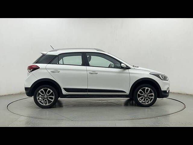 Used Hyundai i20 Active 1.2 S in Mumbai