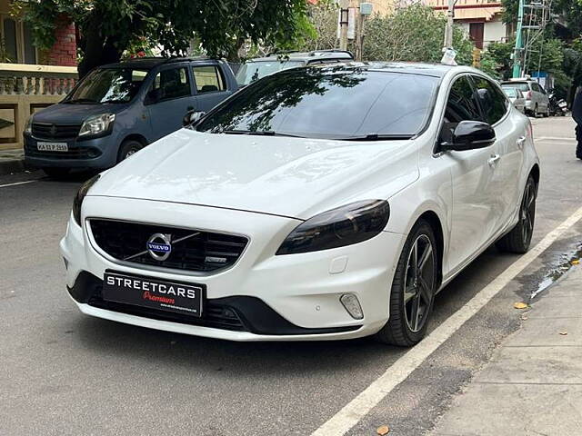 Used Volvo V40 [2016-2019] D3 R-Design in Bangalore