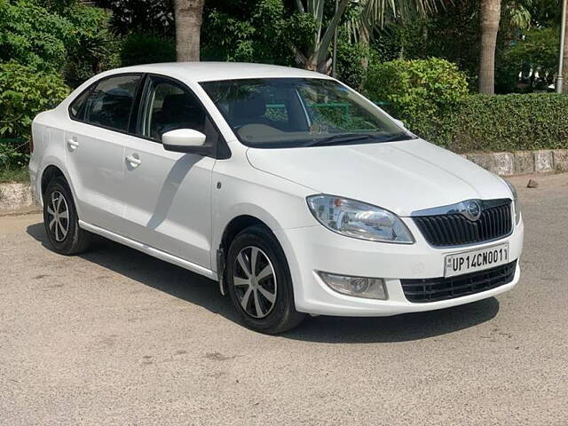 Used Skoda Rapid Ambition 1.6 MPI AT in Delhi