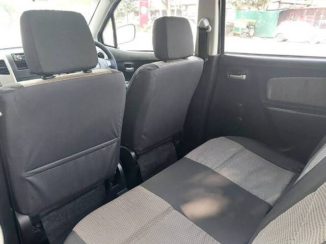 Used Maruti Suzuki Wagon R 1.0 [2014-2019] VXI in Ahmedabad