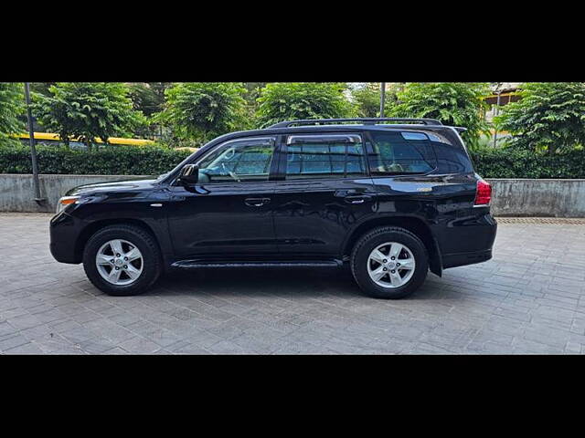 Used Lexus LX 570 V8 AT in Mumbai