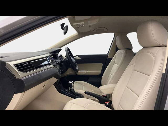 Used Volkswagen Virtus [2022-2023] Highline 1.0 TSI AT in Delhi