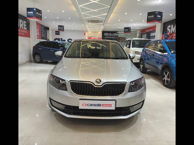 Used 2015 Skoda Octavia in Kanpur