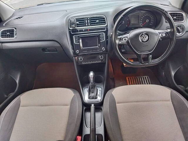 Used Volkswagen Polo [2016-2019] Highline Plus 1.0 (P) 16 Alloy in Bangalore