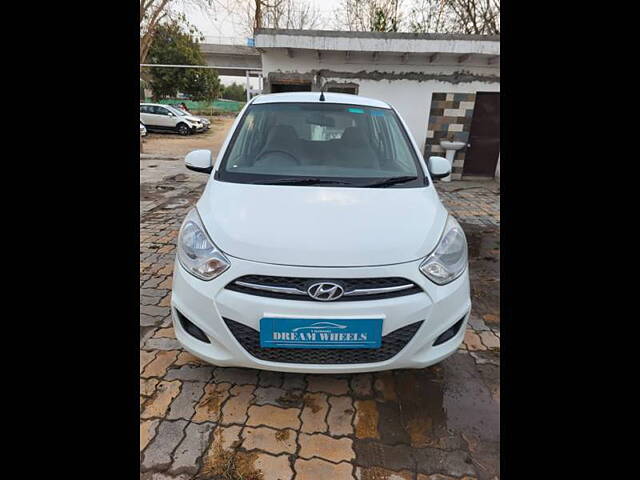 Used 2011 Hyundai i10 in Delhi