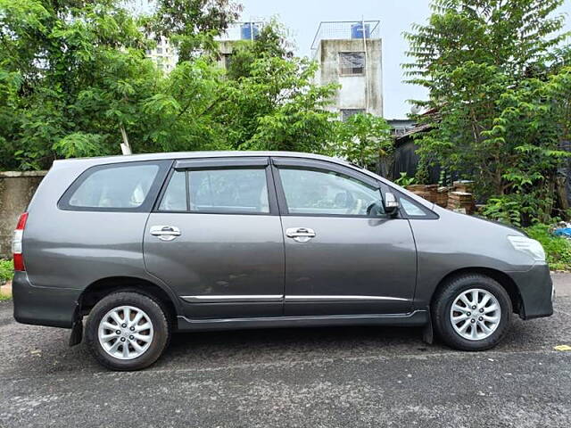 Used Toyota Innova [2013-2014] 2.5 VX 8 STR BS-III in Mumbai