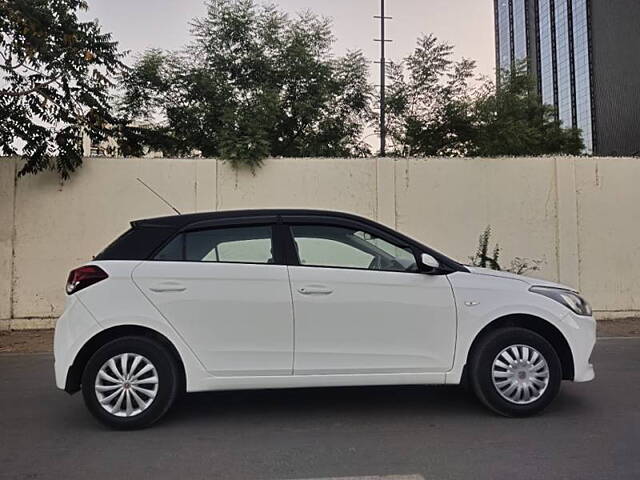 Used Hyundai i20 Active [2015-2018] 1.2 Base in Ahmedabad