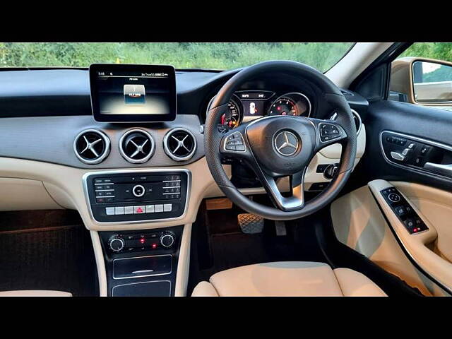 Used Mercedes-Benz GLA [2017-2020] 200 Sport in Delhi