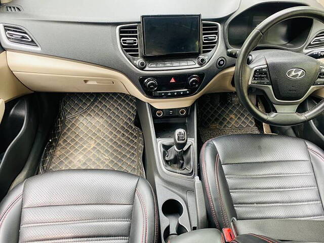 Used Hyundai Verna [2020-2023] SX 1.5 CRDi in Ahmedabad