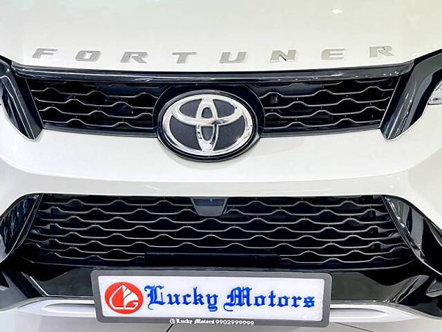 Used Toyota Fortuner Legender 2.8 4X2 AT in Mumbai