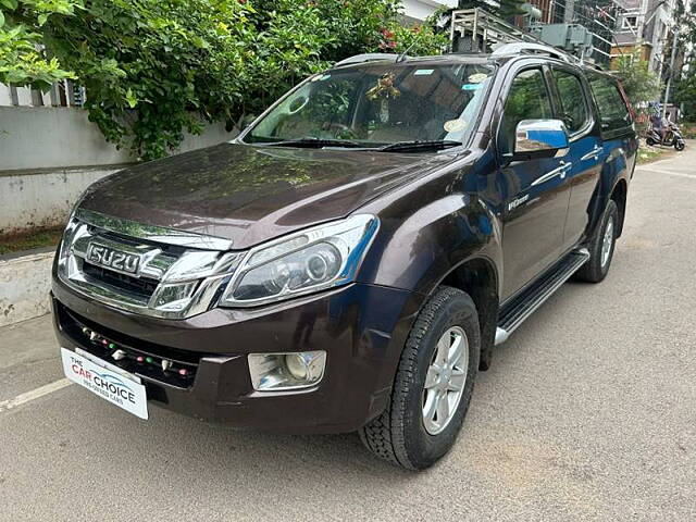 Used Isuzu D-Max V-Cross [2016-2018] 4x4 in Hyderabad