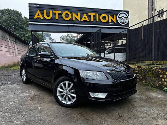 Used 2014 Skoda Octavia in Pune