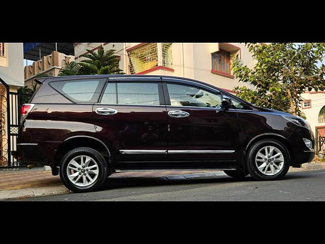 Used Toyota Innova Crysta [2016-2020] 2.4 VX 8 STR [2016-2020] in Kolkata