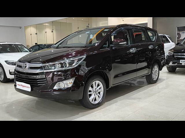 Used Toyota Innova Crysta [2016-2020] 2.4 V Diesel in Bangalore